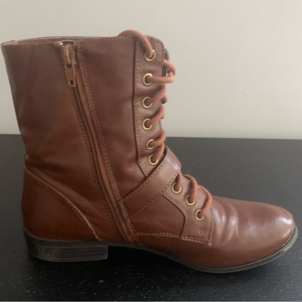 Brown Lace-Up Boots - Picture 5 of 10